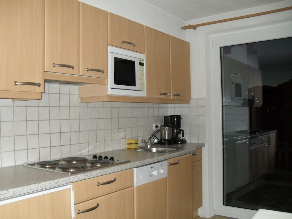 Haus Schellenschmied Apartment เพทท์นอย อัม อาร์ลแบร์ก ห้อง รูปภาพ